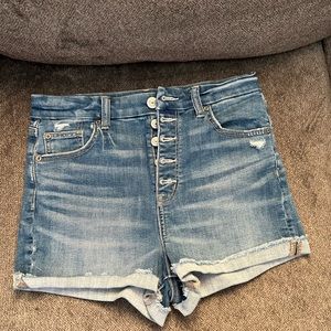 American Eagle 🦅 shorts